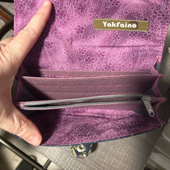 Floral Patterned Wallet with Snap Closure - Picture 2 of 2